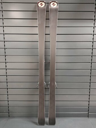 Testované lyže Blizzard Quattro Lmtd. 23/24 T2 Testované lyže Blizzard Quattro Lmtd. 23/24 T2