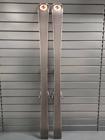 Testované lyže Blizzard Quattro Lmtd. 23/24 T4