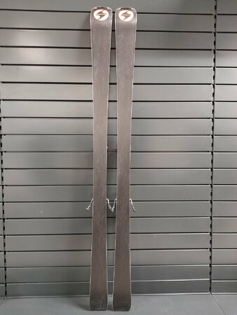 Testované lyže Blizzard Quattro Lmtd. 23/24 T5 Testované lyže Blizzard Quattro Lmtd. 23/24 T5