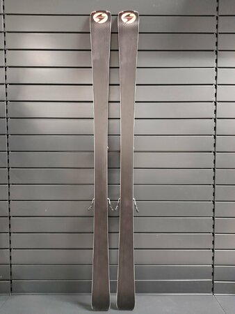 Testované lyže Blizzard Quattro Lmtd. 23/24 T6