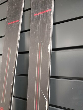 Testované lyže Blizzard Quattro Lmtd. 23/24 T8