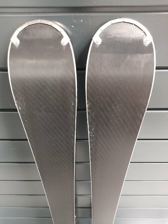 Testované lyže Head Real Joy 23/24 T4 Testované lyže Head Real Joy 23/24 T4