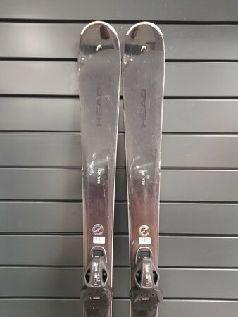 Testované lyže Head Real Joy 23/24 T5 Testované lyže Head Real Joy 23/24 T5