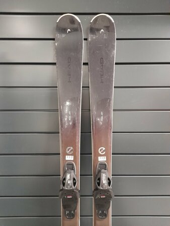 Testované lyže Head Real Joy 23/24 T6 Testované lyže Head Real Joy 23/24 T6