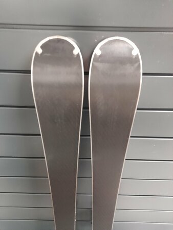 Testované lyže Head Real Joy 23/24 T6 Testované lyže Head Real Joy 23/24 T6