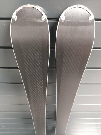 Testované lyže Head Real Joy 23/24 T9 Testované lyže Head Real Joy 23/24 T9