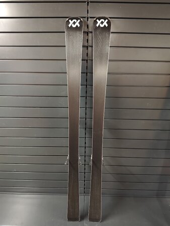Testované lyže Völkl Deacon 84 + Lowride XL 13 FR 23/24 T1