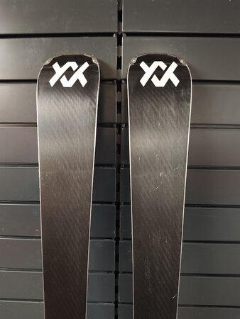 Testované lyže Völkl Deacon 84 + Lowride XL 13 FR 23/24 T2