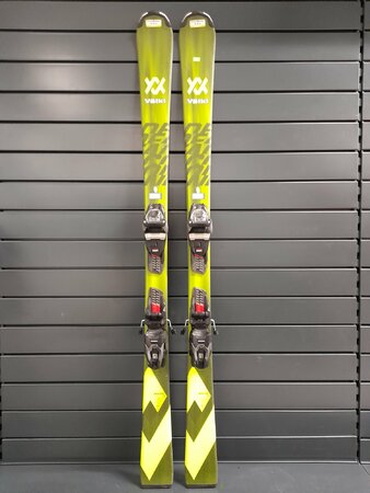 Testované lyže Völkl Deacon 7.2 23/24 T3