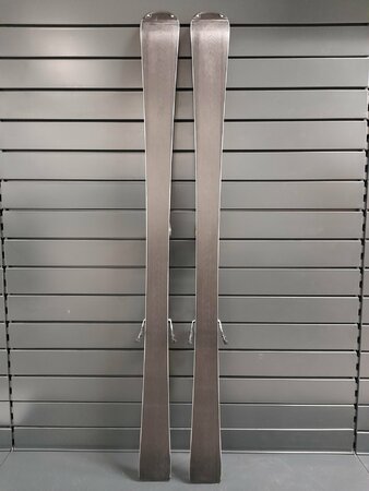 Testované lyže Völkl Deacon 7.2 23/24 T3