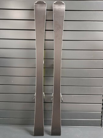 Testované lyže Völkl Deacon 7.2 23/24 T4