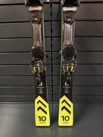 Testované lyže Völkl Racetiger SC 10 23/24 T2
