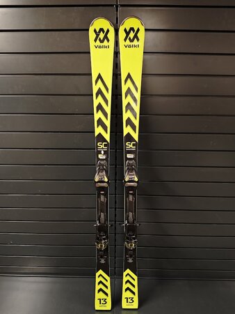 Testované lyže Völkl Racetiger SC 13 23/24 T2