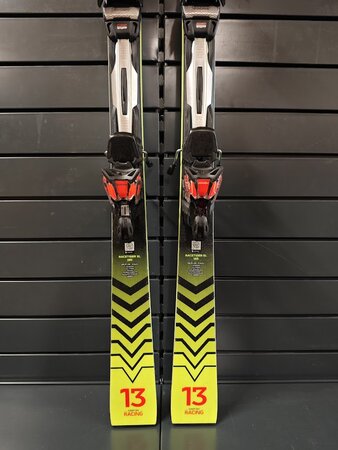 Testované lyže Völkl Racetiger SL 13 23/24 T2