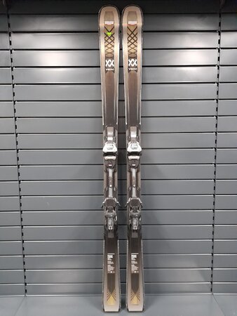 Testované lyže Völkl Deacon V-Werks 23/24 T3