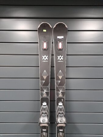 Používané lyže Völkl Flair SC Carbon 20/21