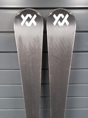 Používané lyže Völkl Flair SC Carbon 21/22
