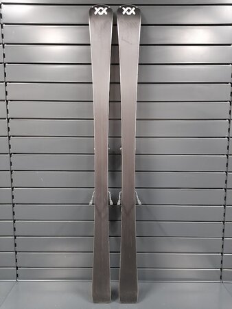 Používané lyže Völkl Flair SC Carbon 21/22