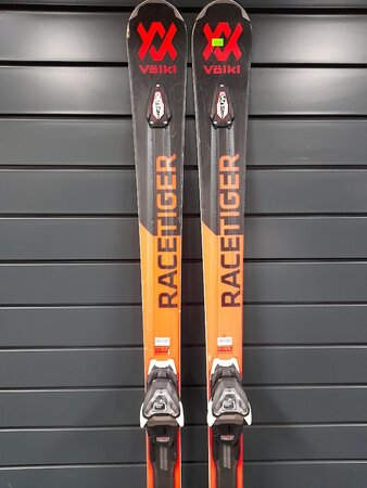 Používané lyže Völkl Racetiger RC 16 UVO 18/19