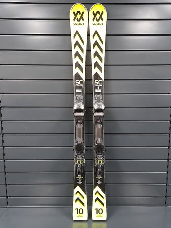 Testované lyže Völkl Racetiger SC 10 Yellow 23/24