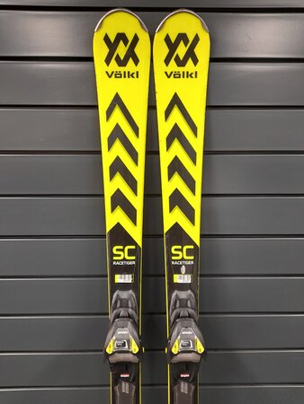Testované lyže Völkl Racetiger SC 10 Yellow 23/24