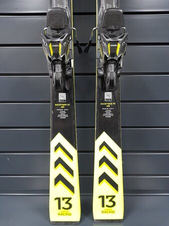 Testované lyže Völkl Racetiger SC 13 Yellow 23/24