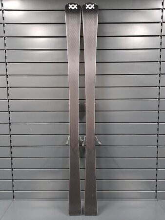 Testované lyže Völkl Racetiger SC 13 Yellow 23/24