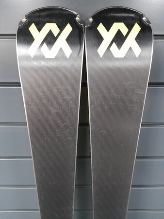 Testované lyže Völkl Racetiger SL 13 Yellow 23/24 Testované lyže Völkl Racetiger SL 13 Yellow 23/24