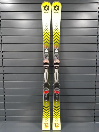 Testované lyže Völkl Racetiger SL 12 Yellow 23/24