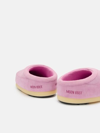 Šľapky Moon Boot EVX Mule Loaf Suede Gum