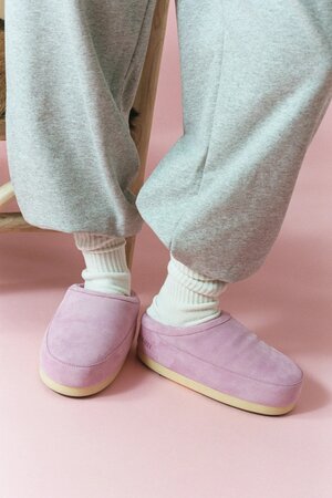 Šľapky Moon Boot EVX Mule Loaf Suede Gum