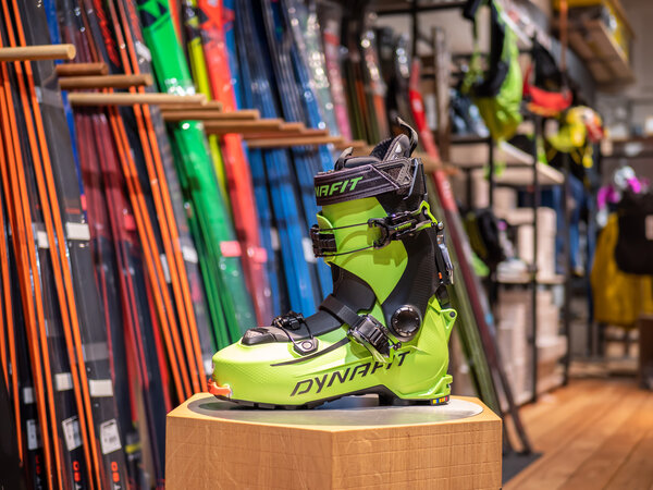 Skialpové lyžiarky Dynafit Hoji PU Green Machine/Asphalt 20/21