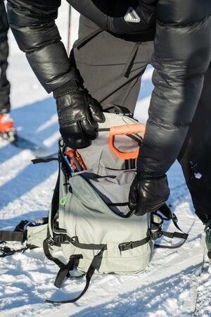 Batoh Armada Devo 32L Backpack Shadow