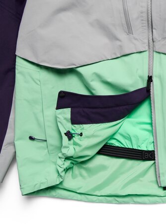 Zimná bunda Burton Men's [ak] Swash Synthetic Insulated GORE-TEX 2L Jacket Nightshade Purple/Apparition Gray/Green Voltage