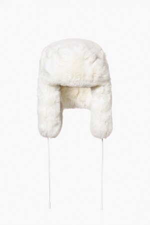 Čiapka Goldbergh Cher Fluffy Hat Snow White