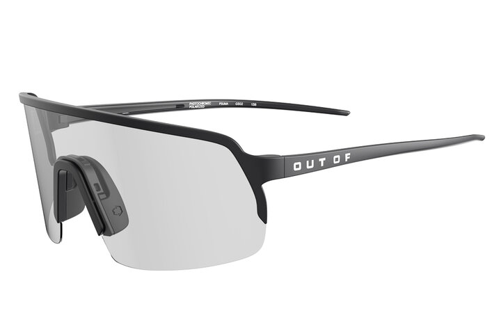 Cyklistické okuliare Out Of Piuma Black/White Photochromic