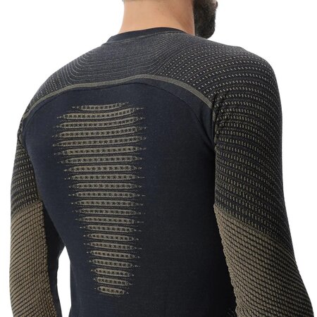 Funkčné tričko UYN Fusyon Cashmere Shiny 2.0 Uw Shirt Long Sleeve Round Neck Celebrity Gold Funkčné tričko UYN Fusyon Cashmere Shiny 2.0 Uw Shirt Long Sleeve Round Neck Celebrity Gold