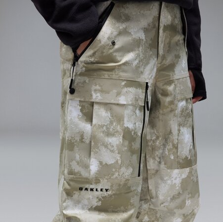 Lyžiarske nohavice Oakley Bravo Cargo Shell Pant Off-Slope Camo Pebble
