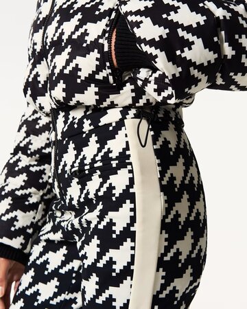 Overal Perfect Moment Polar Flare B&W Houndstooth