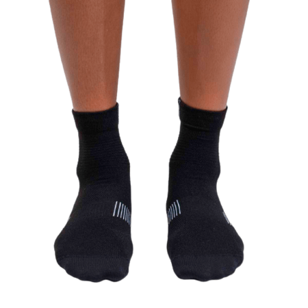 Ponožky On Running Ultralight Mid Sock Black/White