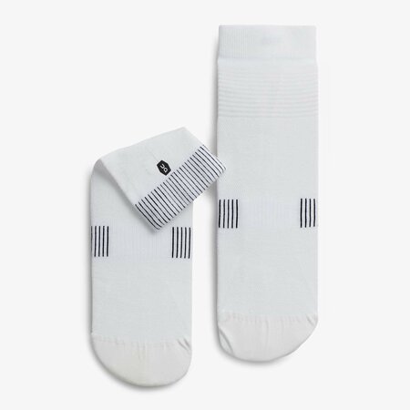 Ponožky On Running Man Ultralight Mid Sock White/Black