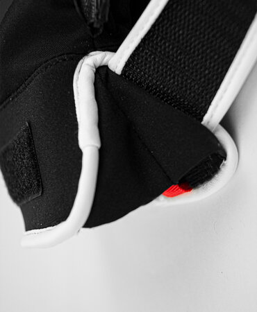 Rukavice Reusch Pro RC Black/White/Fire Red Rukavice Reusch Pro RC Black/White/Fire Red