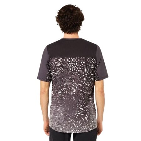 Tričko Oakley Maven Coast SS Jersey Distorted Frogskin Black Tričko Oakley Maven Coast SS Jersey Distorted Frogskin Black