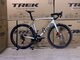 Testovaný bicykel Trek Madone SL 7 Gen 8 Matte Lunar Silver 2025