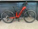 Testovaný Elektrobicykel Trek Powerfly FS 4 Lava/ Trek Black 2023 T