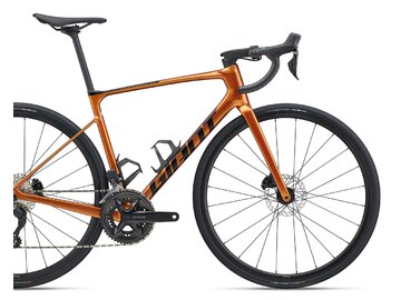 Bicykel Giant Defy Advanced 1 Solar Flare 2025