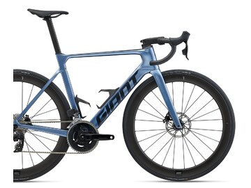 Bicykel Giant Propel Advanced Pro 1 Frost Silver 2025