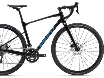 Bicykel Giant Revolt 2 Metallic Black 2024