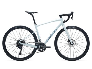 Bicykel Giant Revolt 2 Icicle White 2026