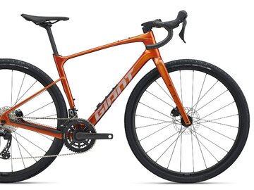Bicykel Giant Revolt Advanced 2 Solar Flare 2025